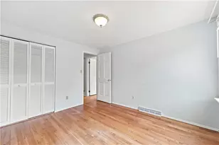 3204 Postgate Dr, Bethel Park, PA 15102 - Photo 32