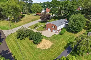 3204 Postgate Dr, Bethel Park, PA 15102 - Photo 48