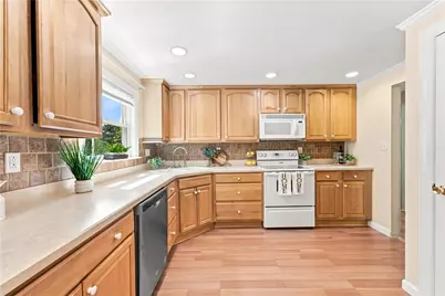 3204 Postgate Drive, Bethel Park, PA 15102 - Photo 6