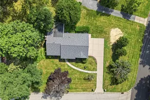 3204 Postgate Dr, Bethel Park, PA 15102 - Photo 46