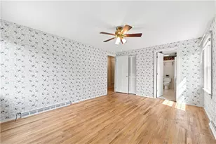 3204 Postgate Dr, Bethel Park, PA 15102 - Photo 28
