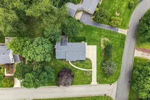 3204 Postgate Dr, Bethel Park, PA 15102 - Photo 44
