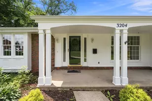 3204 Postgate Dr, Bethel Park, PA 15102 - Photo 2