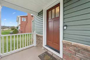 1521 Woodlawn Dr, Unity Township, PA 15650 - Photo 2