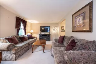122 Painter St, Level Green, PA 15085 - Photo 6