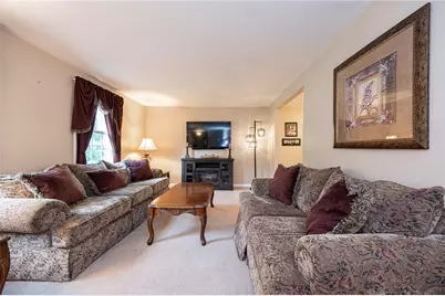 122 Painter Street, Level Green, PA 15085 - Photo 6