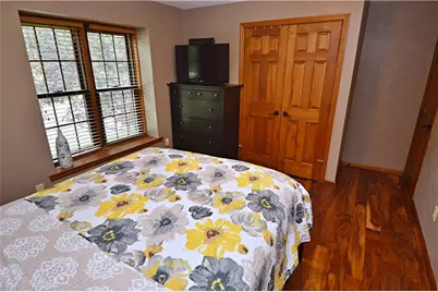 516 Donatello, Hempfield Township, PA 15642 - Photo 28