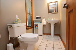 516 Donatello, Hempfield Township, PA 15642 - Photo 20