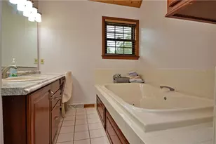 516 Donatello, Hempfield Township, PA 15642 - Photo 24