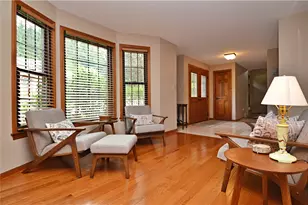 516 Donatello, Hempfield Township, PA 15642 - Photo 4