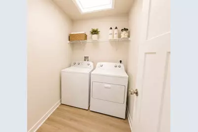 9717 Hopkins St, Pittsburgh, PA 15090 - Photo 36