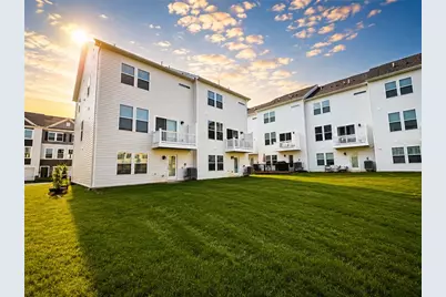9717 Hopkins St, Pittsburgh, PA 15090 - Photo 46