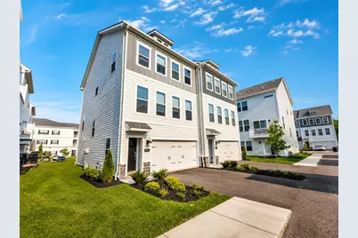 9717 Hopkins St, Pittsburgh, PA 15090 - Photo 2