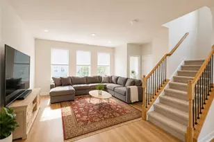 9717 Hopkins St, Pittsburgh, PA 15090 - Photo 8