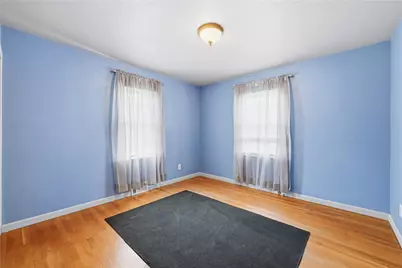423 Indiana Ave, Farrell, PA 16121 - Photo 12