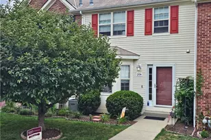 206 Hillvue Dr, Seven Fields Boro, PA 16046 - Photo 1