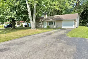 360 Crestwood Dr, Union Township, PA 16101 - Photo 1