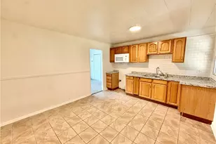360 Crestwood Dr, Union Township, PA 16101 - Photo 2