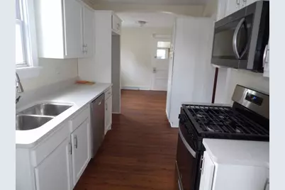 129 Lynn St, Vanport, PA 15009 - Photo 2