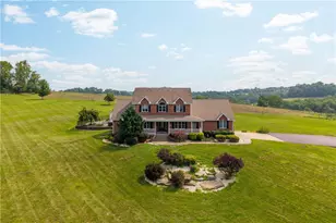 56 Lanik Rd, Somerset, PA 15314 - Photo 2