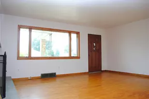 500 Morningside Dr, Lower Burrell, PA 15068 - Photo 8