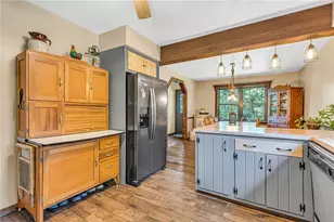 260 Todd Ln, Center Township, PA 15061 - Photo 8