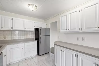 4106 Charlemagne Cir #4106, Ross Twp, PA 15237 - Photo 16