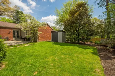 25 Arla Dr, Scott Township, PA 15220 - Photo 28