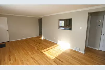 304 Millport Rd, West Mifflin, PA 15122 - Photo 4