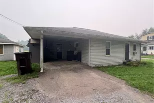 227 W Henry St, Harrisville Boro, PA 16038 - Photo 2