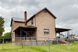 341 N Gallatin Ave, Uniontown, PA 15401 - Photo 2