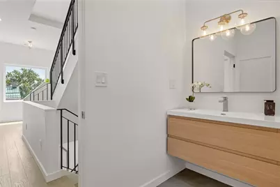 5217 Broad St, Pittsburgh, PA 15224 - Photo 22