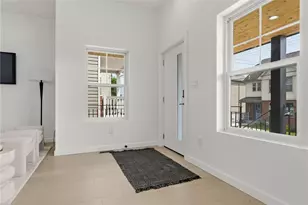 5217 Broad St, Pittsburgh, PA 15224 - Photo 4