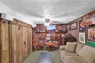 716 Limestone Dr, Pittsburgh, PA 15101 - Photo 28