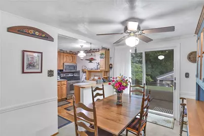 716 Limestone Dr, Pittsburgh, PA 15101 - Photo 12