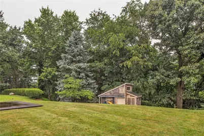716 Limestone Dr, Pittsburgh, PA 15101 - Photo 8