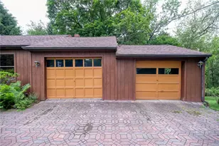 652 Camp Meeting, Bell Acres, PA 15143 - Photo 4
