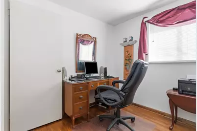 1074 Roseanne Ave, Pittsburgh, PA 15216 - Photo 24