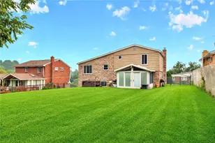 306 Beckman Dr, McKeesport, PA 15132 - Photo 2