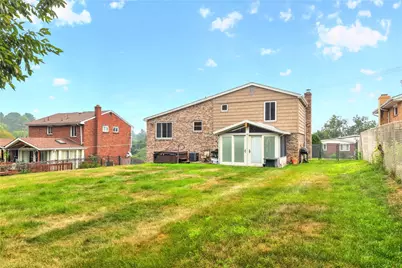 306 Beckman Dr, McKeesport, PA 15132 - Photo 30