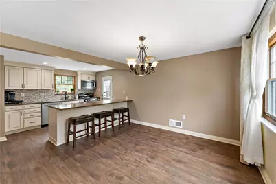 652 Fernhill Ave, Pittsburgh, PA 15226 - Photo 6