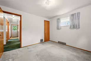 7 Alamac Ave, Pittsburgh, PA 15229 - Photo 10