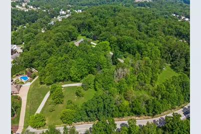 3296 Snowden Road, South Park, PA 15129 - Photo 38