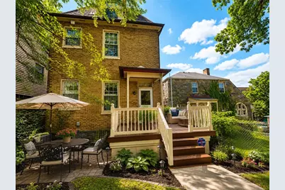 205 E Elizabeth St, Pittsburgh, PA 15207 - Photo 8