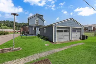 330 Greenlee St, Vanport, PA 15009 - Photo 28