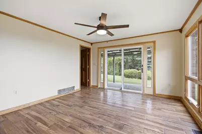 1284 S Walnut St, Monaca, PA 15061 - Photo 10