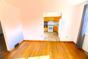 199 Lindenwood Dr, Pittsburgh, PA 15209 - Photo 14