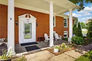 600 W Lincoln Ave, McDonald, PA 15057 - Photo 2