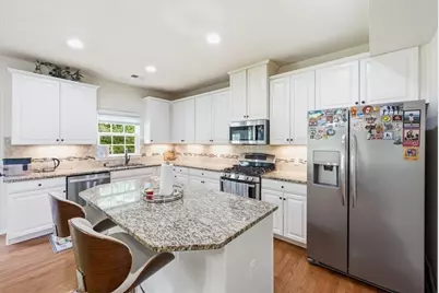 8034 Hinsdale Ln, South Fayette, PA 15057 - Photo 10