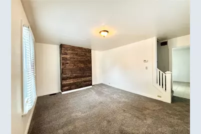 307 Mulberry Ln #B, Irwin, PA 15642 - Photo 8